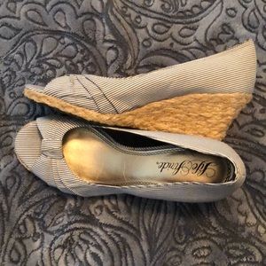 LifeStride blue and white striped Wedges